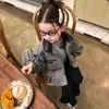 Jaqueta Estilo Coreano com Estampa de Desenho para Meninas, Outono 2026, com Gola de Couro e Barra Franzida, Top Curto Estiloso