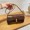 Bolso Tipo Baguette Trendy Estilo Francés Modelo Nuevo 2026 con Hebilla de Cierre, Bolso de Hombro Retro a la Moda, Elegante Bolso de Mano de un Solo Hombro