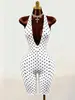 Macacão Transversal Estilo Europeu e Americano Outono 2026 com Estampa de Bolinhas, Macacão Fashion e Sexy com Decote Halter em V Profundo