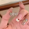 Anillo de Corona de Flores de Encaje en Plata de Ley con Diseño Floral Hueco, Anillo Cerrado para el Dedo Índice de Mujer, Estilo Ins, Sencillo, de Nicho, Lujo Ligero, Versátil