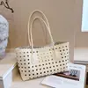 Bolsa de cesta casual de verão para viagem, design moderno vazado, bolsa de ombro, bolsa de axila, alta qualidade, grande capacidade e bolsa tote versátil
