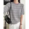 Camiseta de Diseñador de Nicho para Mujer de Manga Corta de Punto de Seda Helada a Rayas Simples de Verano 2026 Nuevo Top Popular