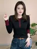 Moda de otoño nueva versátil casual corte ajustado bloques de color para mujer manga larga cuello redondo reductor de edad camiseta base top