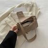 Bolso de Hombro a la Moda Estilo Coreano para Mujer 2026 Nuevo Verano Moda Bolso Baguette de Nicho Bolso Bandolera Personalizado de Moda