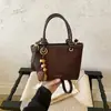 Elegante Xiaomi Moda Simple Temperamento Nicho Casual Bolso Cruzado Simple 2026 Otoño Bolso Nuevo Estilo Coreano para Mujer Bolso Pequeño de Mano