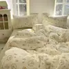 Juego de ropa de cama de lunares rosas, que incluye una funda de edredón, adecuado para dormitorios estudiantiles; un conjunto de tres piezas o un conjunto de cuatro piezas; hecho de algodón lavable y apto para la piel