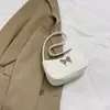 Chegada Nova 2024 Linda Distinta Bolsa de Axila Borboleta Feminina Moda Verão Corrente Bolsa de Ombro Versátil Bolsa Transversal