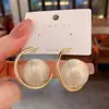 Pendientes Dorados Clásicos de Moda con Aguja de Plata S925, con Forma de C, Semiredondos, Pendientes Grandes de Perla Sencillos Franceses, Pendientes Distintivos de Ins, Combinan con Todo
