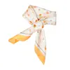 Pañuelo de seda para mujer para primavera, verano y otoño, pañuelo cuadrado pequeño de 70 cm, pañuelo con estampado floral fresco, calentador de cuello, pañuelo de cuello de verano