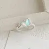 Anillo Retro Francés de Cristal Moca Azul Claro, Atmósfera de Alta Gama, Anillo Abierto de Mariposa Tridimensional, Joyería de Mano para Mujeres