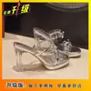 Sandálias de Salto Alto Grosso de Cristal Estilo Fada Estilo Quente 2025 para Mulheres Verão Uso Externo Elegantes Saltos Altos Sandálias de Laço Francês
