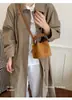 Elegante y versátil bolso tipo cubo de moda para mujer, nuevo modelo de otoño 2026, bolso de hombro y cruzado casual de gran capacidad