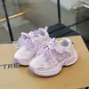 Zapatos deportivos para niños, zapatos tipo "dad shoes" para niñas, de malla transpirable, ligeros, cómodos, zapatos blancos florales para estudiantes de primaria, zapatillas de running de malla