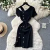 Vestido de malha sexy estilo coreano com decote V de manga curta e fivela de metal para mulheres, verão, ombro a ombro, justo, elegante, bodycon