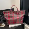 Bolsas de Hombro Bolsas Transfronterizas para Mujer Cuadros PVC Papel Dupont Bolsa de Mano Tote Gran Capacidad Bolsa de Viaje para Mujer