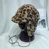 Outono e inverno estilo coreano retro leopardo pelúcia lei feng chapéu feminino engrossado à prova de frio ciclismo proteção auricular chapéu de voo chapéu de esqui moderno