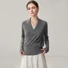 Outono e inverno veludo, caxemira e seda feminina wrap cruzado no peito gola V afunilamento na cintura tricô base shirt suéter versátil