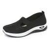 Zapatos de Otoño Transpirables de Suela Suave para Madres de Mediana Edad y Mayores, Zapatos Casuales de Mujer Transfronterizos, Zapatos de Tela para Mujer Versátiles Slip-On