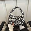 Bolso de Hombro de Lana con Estampado de Leopardo para Otoño e Invierno, Gran Capacidad, Atmósfera Relajada para Viajes, Moda Versátil, Retro, Bolso de Mano