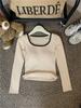 Camiseta vintage Spice Girl de manga larga con cuello cuadrado y lijado en contraste para mujer, camiseta básica corta y ajustada con almohadilla para el pecho para otoño e invierno.