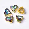 Atacado do Fabricante Grau Especial A Strass de Cristal K9 Coração de Pêssego Inclinado com Base Pontiaguda, Strass Irregulares com Garras para Roupas, Sapatos, Decoração de Embalagens, Strass para Nail Art