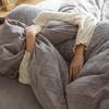 Estilo Lujo Ligero Gama Alta Terciopelo de Leche Juego de Cuatro Piezas Invierno Espesado Doble Cara Polar Vellón de Coral Funda Nórdica Sábana Bajera Ropa de Cama