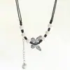 Nuevo Collar de Mariposa de Cerámica China para Mujer Nicho de Arte Cadena de Lana Suministro para Puestos Ambulantes Venta al por Mayor Cadena para Clavícula de Temperamento
