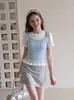 Top de tirantes Thai azul y blanco ajustado de cuello redondo impresionante para mujer 2026 verano estilo chica caliente suave atuendo 2020