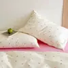 Juego de cuatro piezas de algodón con estampado de lunares color crema, funda de edredón de algodón con estampado digital de otoño, juego de tres piezas de ropa de cama Nantong