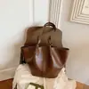 2026 Moda Transfronteriza Versátil Bolso Tote Retro Europeo y Americano Bolso de Hombro para Mujer de Uso Diario Estilo Coreano Gran Capacidad Bolso de Hombro para Mujer