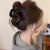 Pinza de Agarre Geométrica Estampado de Leopardo para Mujer 2025 Nuevo Clip de Tiburón de Alto Nivel Volumen Capilar Tamaño Grande Pasador Clip para la Parte Trasera de la Cabeza Adorno para el Cabello