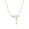Colar de Camélia de Madrepérola Exquisito Disney/Disney para Mulheres, Corrente de Clavícula Elegante e Versátil 249