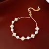 Pulseira de Ouro Real 14K Banhada com Zircônia Flor Cordão Ajustável Pulseira de Luxo Leve Toque de Alto Padrão Pulseira de Temperamento Moda Versátil Joia de Mão