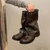 Pantalones Retro Versátiles Acortados al Tobillo para Aumentar la Altura Otoño/Invierno 2026 Botas Adelgazantes de Tacón Grueso de Tubo para Mujeres Bajitas Nuevo