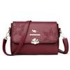 Bolso cruzado para mujer, novedad de 2025, de piel suave, elegante, moderno, pequeño, cuadrado, combinable con todo, ideal para madres de mediana edad.