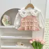 Estilo Novo 2025 Camisola de Tricô para Meninas Doce Cereja Feita à Mão Suéter Colete para Bebês para Crianças Pequenas Usarem Fora