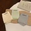 Outono e Inverno Roupa íntima feminina de algodão cintura média entrepernas de algodão calcinhas de algodão simples de cor sólida para meninas em estoque atacado
