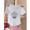 Camiseta de Verano para Mujer, Nueva Moda, Estampada, Versátil, Dobladillo Curvo, Manga Corta, Top Corto que Reduce la Edad