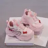 Tênis Esportivo Infantil 2026 Novo Estilo Tênis de Disco Infantil Rosa Roxo Laço Cartoon Solado Macio Tênis Pai para Meninas