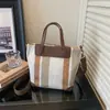 Bolsa de Lona Transfronteiriça para Mulheres, Nova Bolsa Versátil de Ombro Transversal Verão 2026, Bolsa de Mão Popular de Venda Quente deste Ano, Bolsa Saco