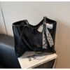 Bolso Bandolera de Gran Capacidad para Viajeros Transfronterizos 2025 Primavera Nuevo Estilo Coreano Moda Bolso Tote Simple Casual Elegante
