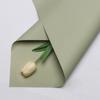 Embalagem de Flor de Papel Cor Sólida 'Primeiro Amor' do Fabricante, Elegante Estilo Europeu Fosco Impermeável para Buquê de Presente em Estilo de Luxo Leve