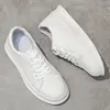 Zapatillas deportivas de goma de suela plana, parte superior de piel superfina, transpirables, zapatos casuales de piel, zapatillas blancas, zapatillas deportivas para correr transfronterizas, zapatos para hombre