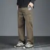Calças masculinas com múltiplos bolsos, calças casuais de trabalho modernas de tamanho grande, calças casuais largas, novas calças retas para primavera e outono