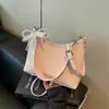 Bolso tote simple de moda y tendencia para el día a día, bolso de axila con diseño de nicho, bolso de hombro grande y elegante para mujer