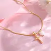 Moda Transfronteriza Collar con Colgante Personalizado de Corazón Cruzado Cadena Clavicular Elegante Retro Europeo y Americano Joyería para Regalo de Vacaciones