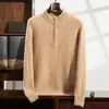 Outono e Inverno 2026 Novo Suéter Masculino de Cashmere com Gola Alta e Zíper Malha Casual Solta Moda