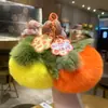 Nuevo Colgante Llavero Caqui Pequeño Cosas Buenas Suceden Bola de Felpa Linda Colgante para Mochila Escolar Regalo Promocional para Parejas