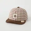 Gorro de Bebé de Oso a Cuadros Temporada de Primavera y Verano Gorra de Bebé sin Cierre Gorra de Béisbol para Niños con Protección Solar