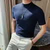 Camiseta Casual Masculina de Tricô de Manga Curta Fina para o Verão Slim Fit Esticável Confortável Gola Meia-Alta Manga Meia